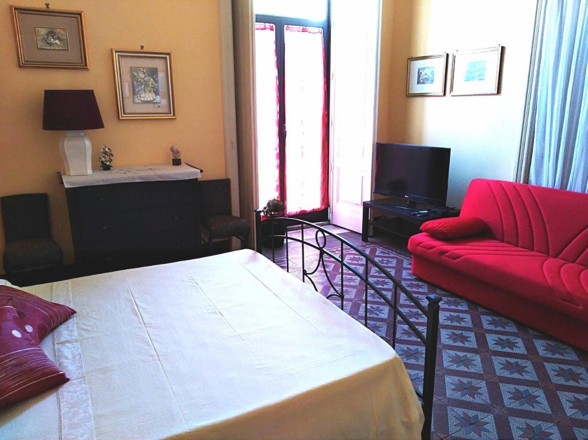 L'Oasi Di Sofia Appartamento Turistico Etnea Cavour Bellini Catane Extérieur photo